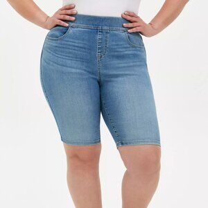 New Torrid 0 0X Bermuda Lean Jean Super Soft High-Rise Denim Shorts Plus‎ Size